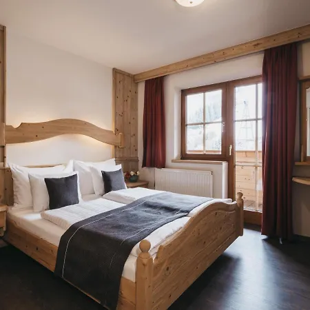 Kristall * Saalbach-Hinterglemm